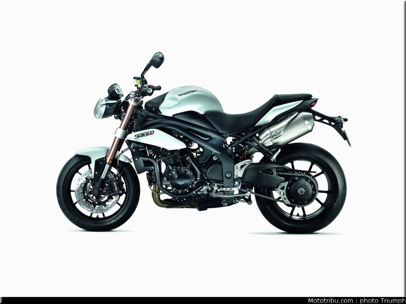 008_triumph_speed_triple_008_2012
