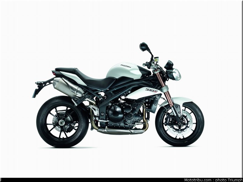 009_triumph_speed_triple_009_2012