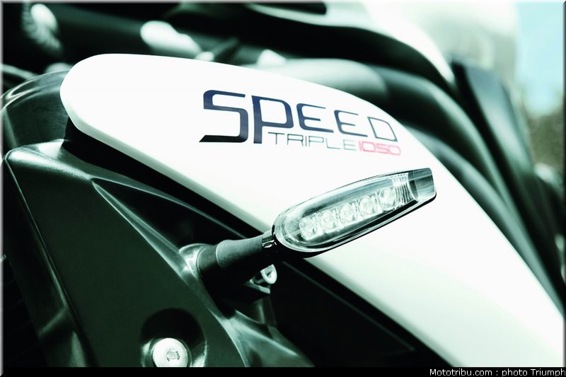 028_triumph_accessoire_007_speed_triple_2012