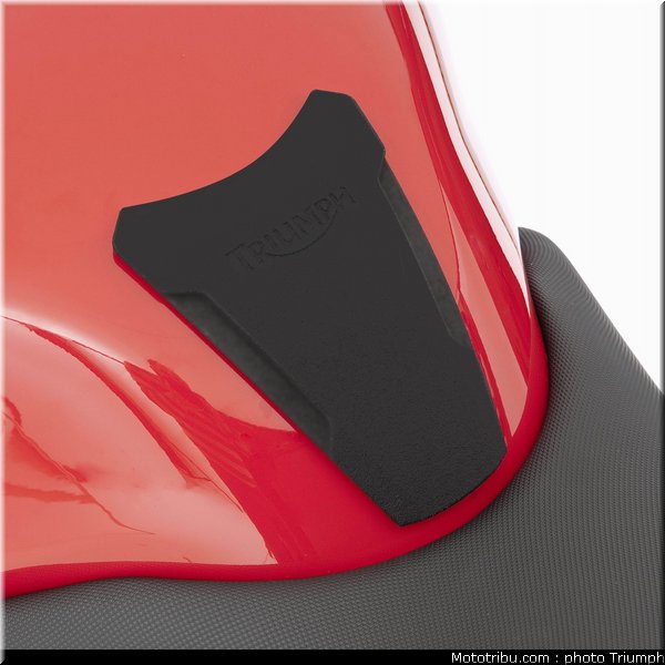 036_triumph_accessoire_015_speed_triple_2012