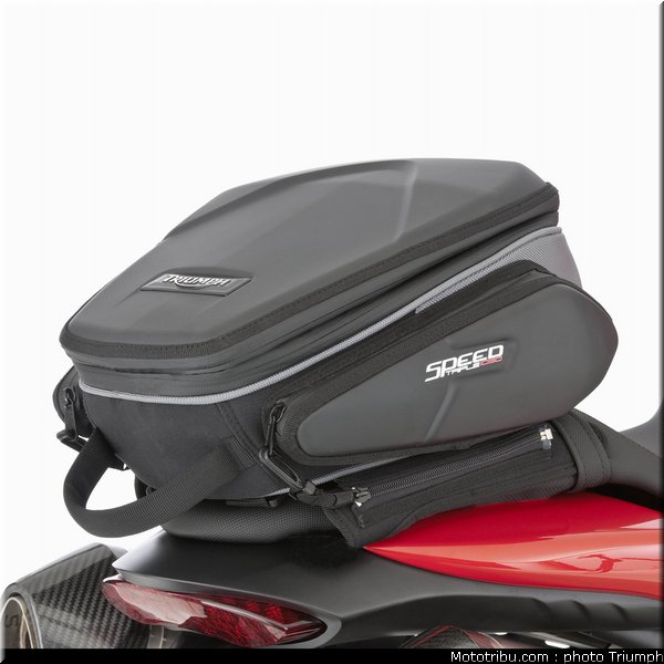 039_triumph_accessoire_018_speed_triple_2012