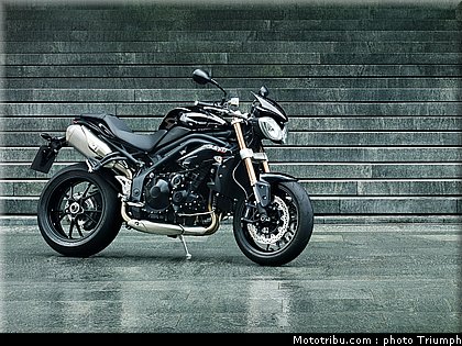 003_triumph_speed_triple_003_2012.jpg