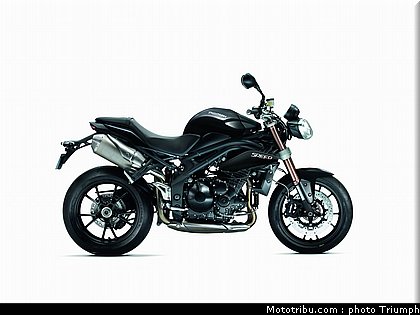 007_triumph_speed_triple_007_2012.jpg