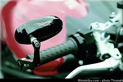 047_triumph_accessoire_026_speed_triple_2012.jpg