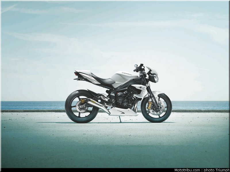 triumph_009_street_triple_2012_005