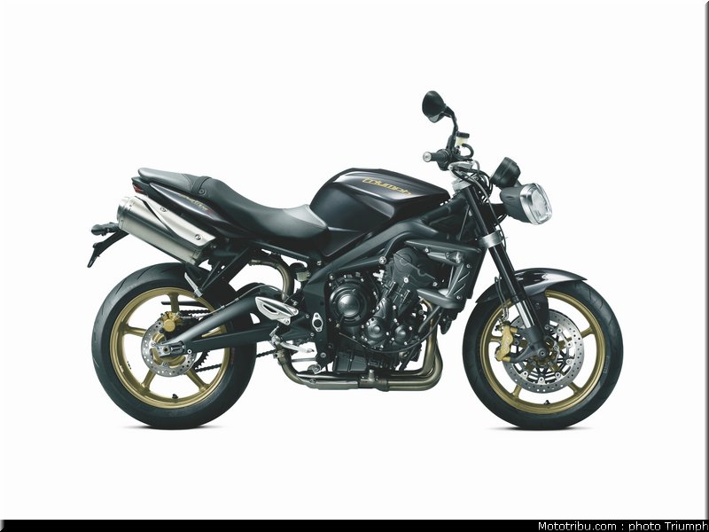 triumph_013_street_triple_r_1