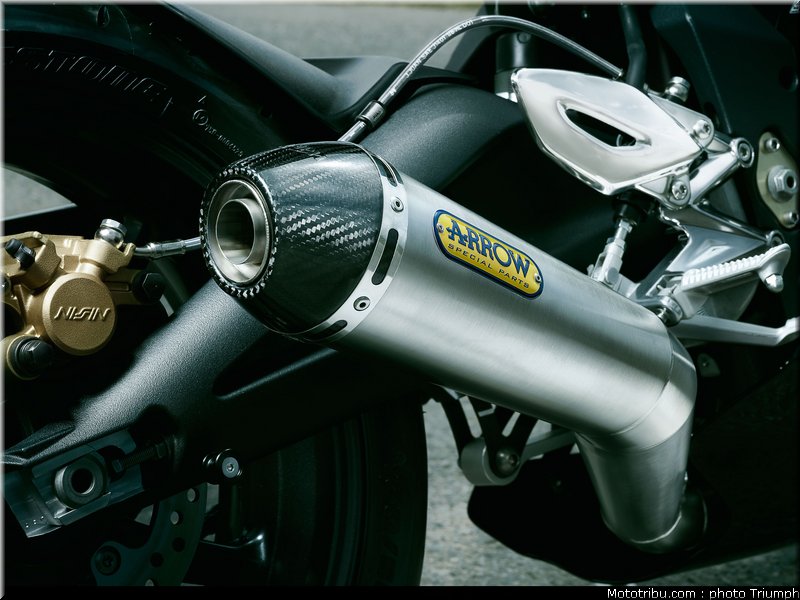triumph_020_street_triple_2012_013