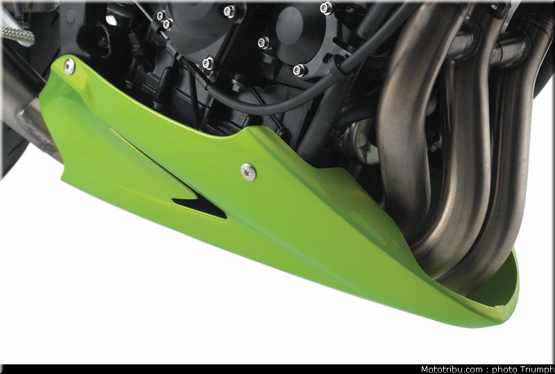 triumph_031_street_triple_2012_024