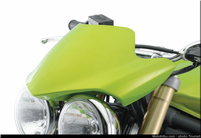 triumph_037_street_triple_2012_030
