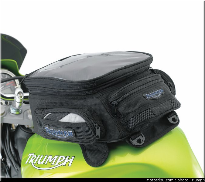 triumph_042_street_triple_2012_035