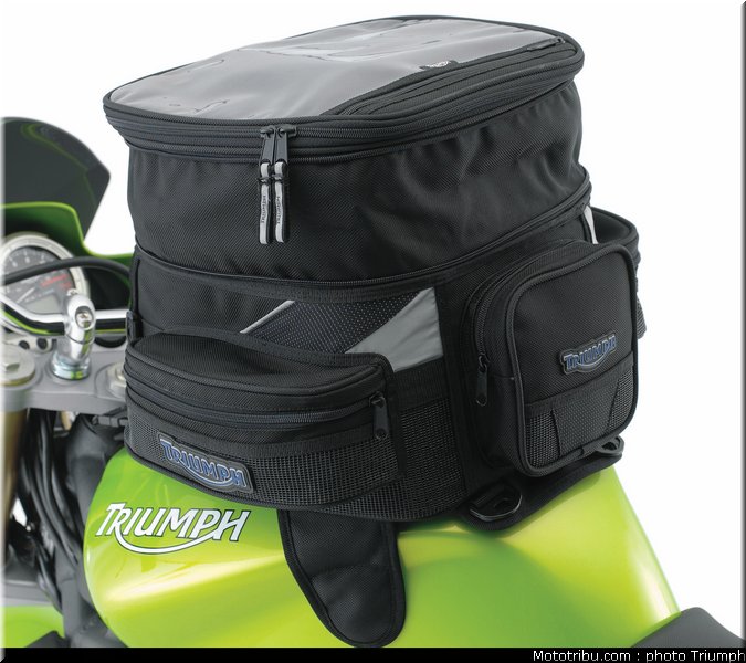 triumph_043_street_triple_2012_036