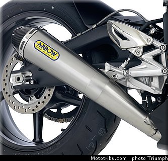triumph_016_street_triple_2012_009.jpg
