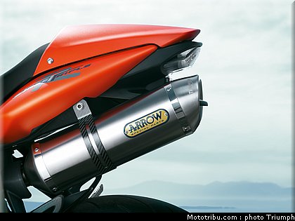 triumph_027_street_triple_2012_020.jpg