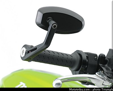 triumph_029_street_triple_2012_022.jpg