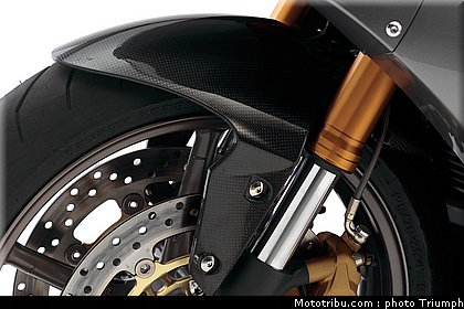 triumph_038_street_triple_2012_031.jpg