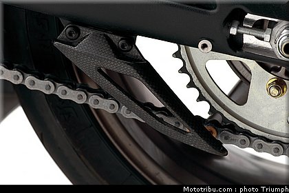 triumph_041_street_triple_2012_034.jpg
