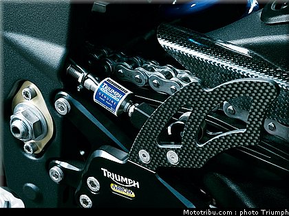 triumph_046_street_triple_2012_039.jpg