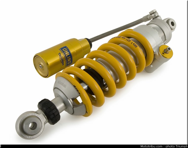 triumph_1050_017_2012