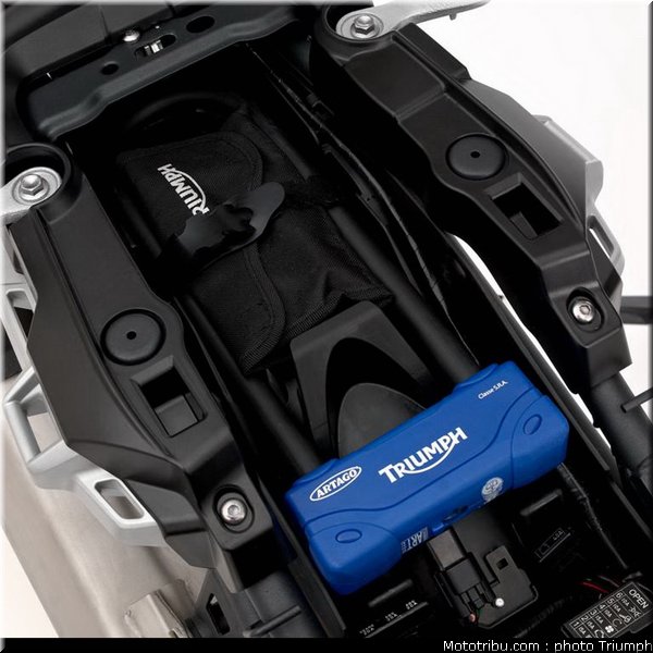 triumph_1200_explorer_2012_048