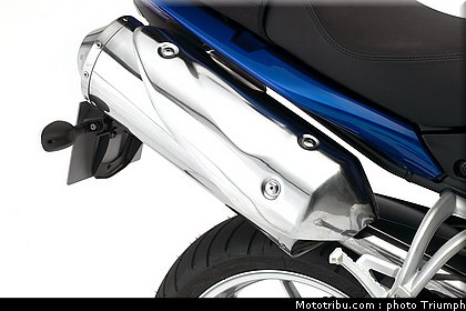 triumph_1050_006_2012.jpg