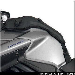 triumph_1200_explorer_2012_019.jpg