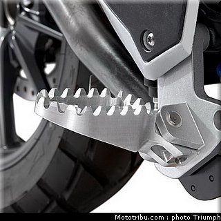 triumph_1200_explorer_2012_030.jpg