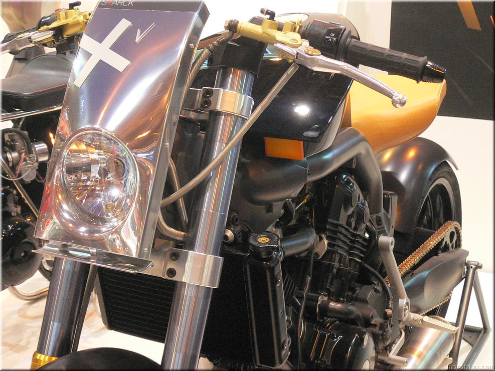 MOTO 