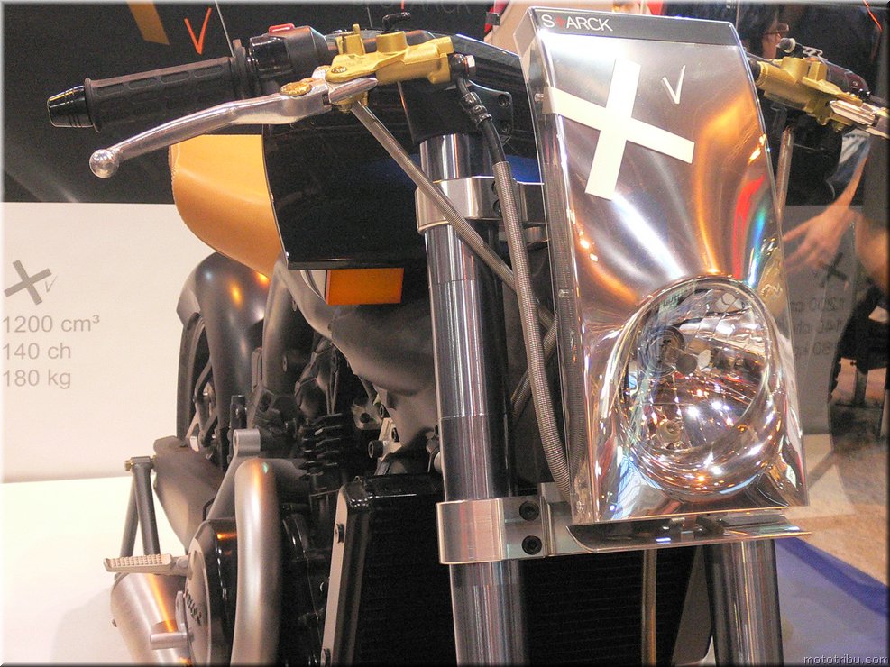 MOTO 