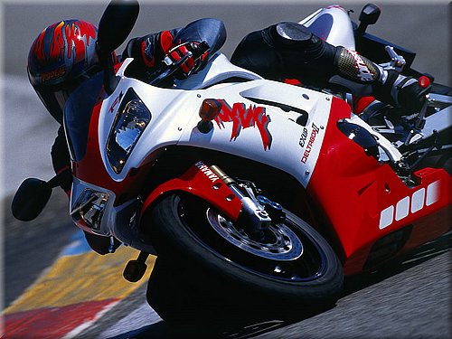 yamaha-r1-1998-003.jpg