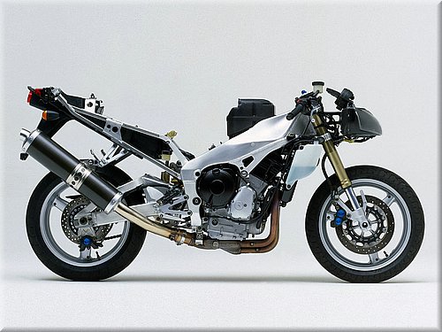 yamaha-r1-1998-019.jpg