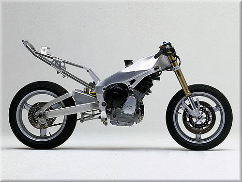 yamaha-r1-1998-020.jpg