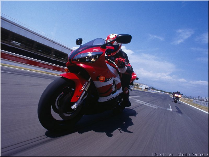 yamaha-yzfr1-2000-003