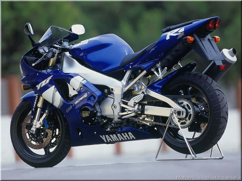 yamaha-yzfr1-2000-011