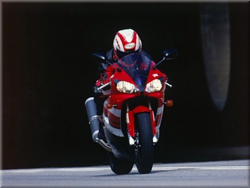 yamaha-yzfr1-2000-001.jpg