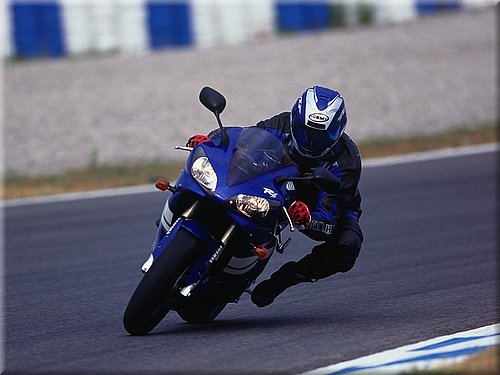 yamaha-yzfr1-2000-007.jpg