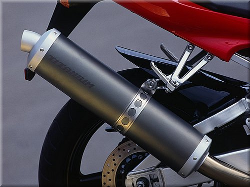 yamaha-yzfr1-2000-030.jpg