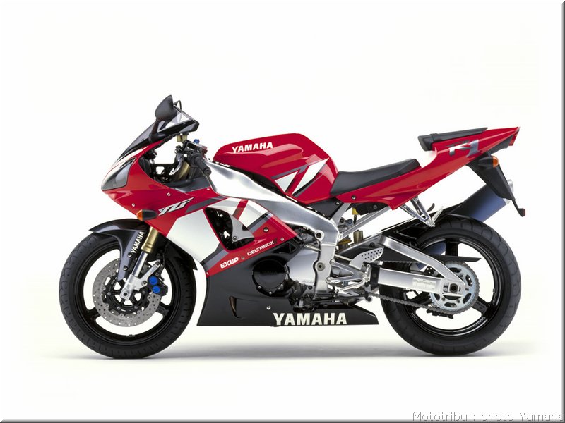 yamaha-r1-2001_13