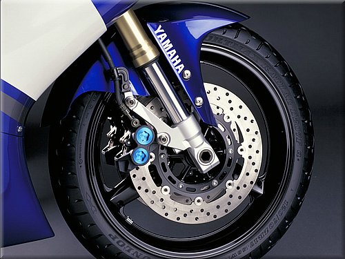 yamaha-r1-2001_08.jpg