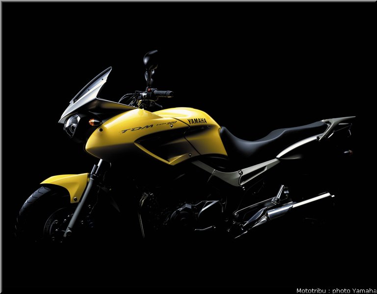 yamaha_900tdm_2002_011