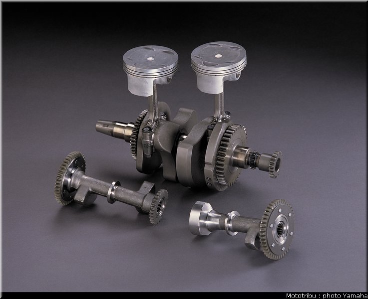 yamaha_900tdm_2002_020