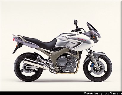 yamaha_900tdm_2002_007.jpg