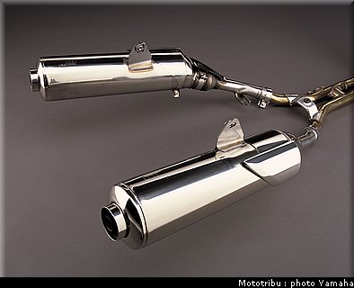 yamaha_900tdm_2002_023.jpg