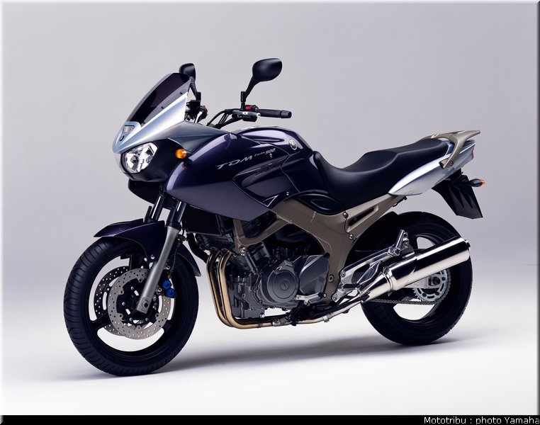 yamaha_900tdm_2003_002