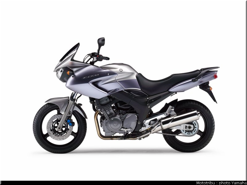 yamaha_900tdm_2005_013