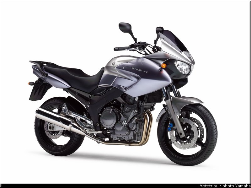 yamaha_900tdm_2005_014