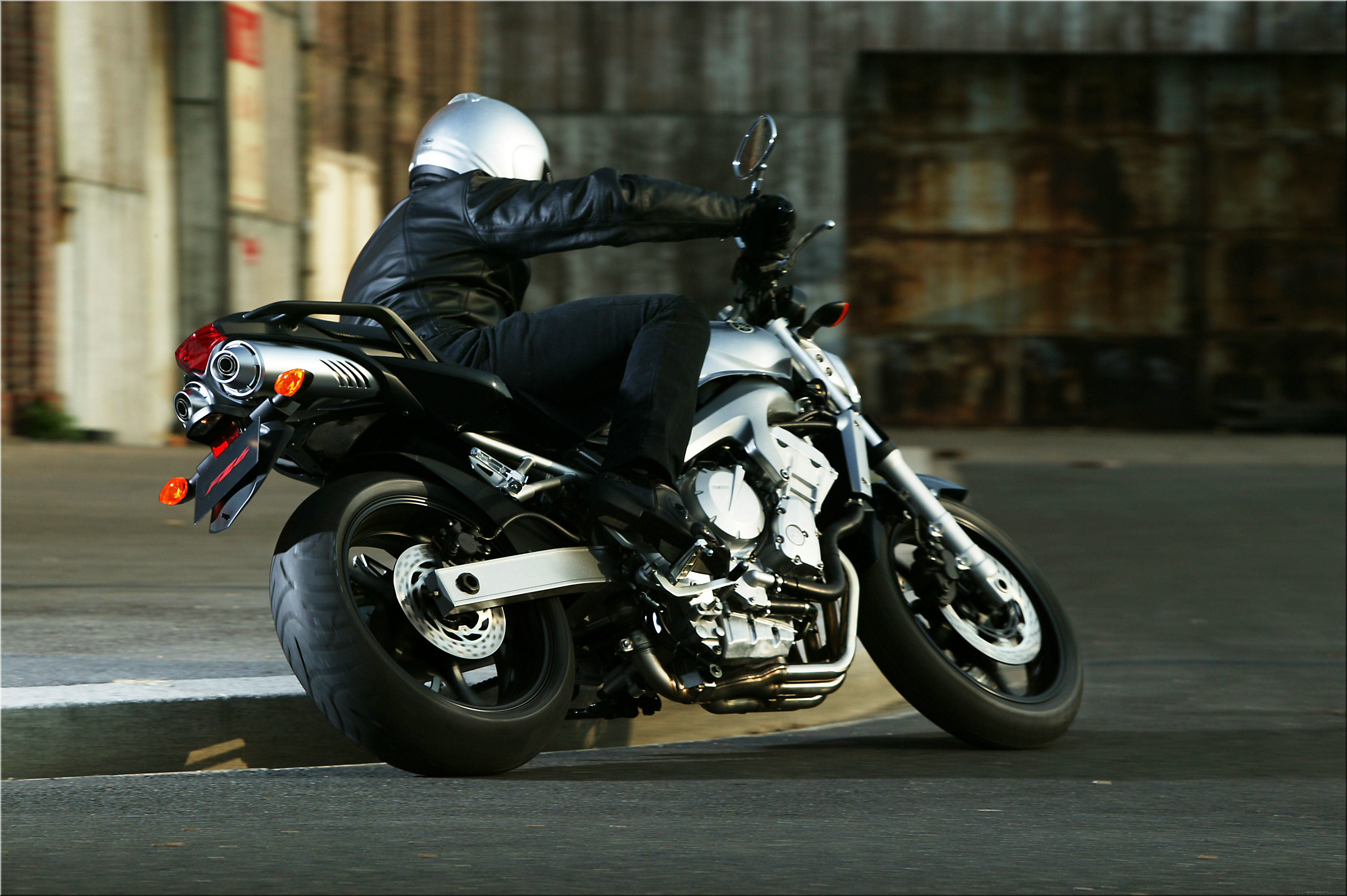 MOTO 