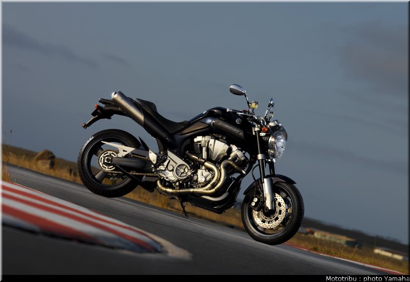 yamaha_mt01_2005_017
