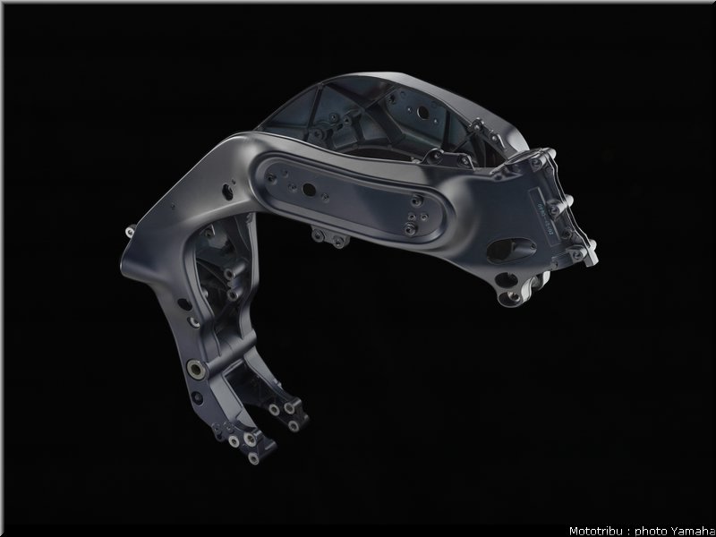yamaha_mt01_2005_042