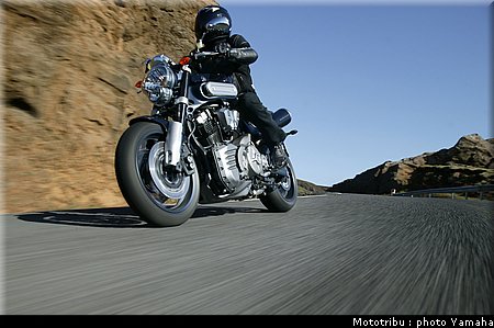yamaha_mt01_2005_008.jpg