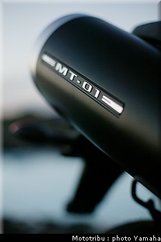 yamaha_mt01_2005_030.jpg